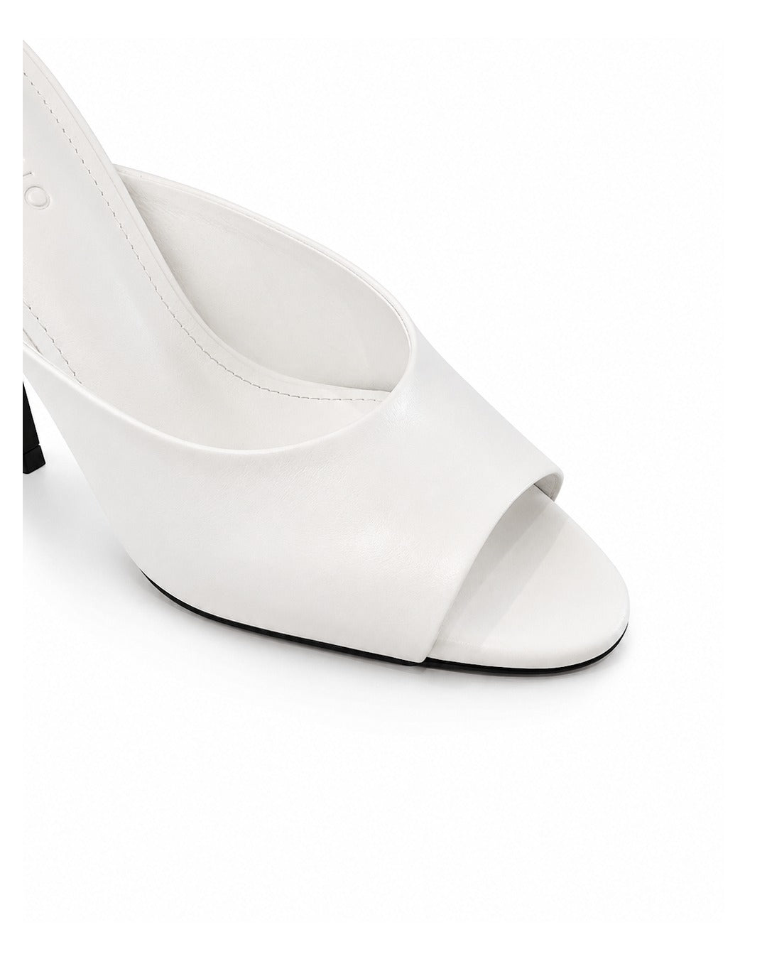 BIANCA - White